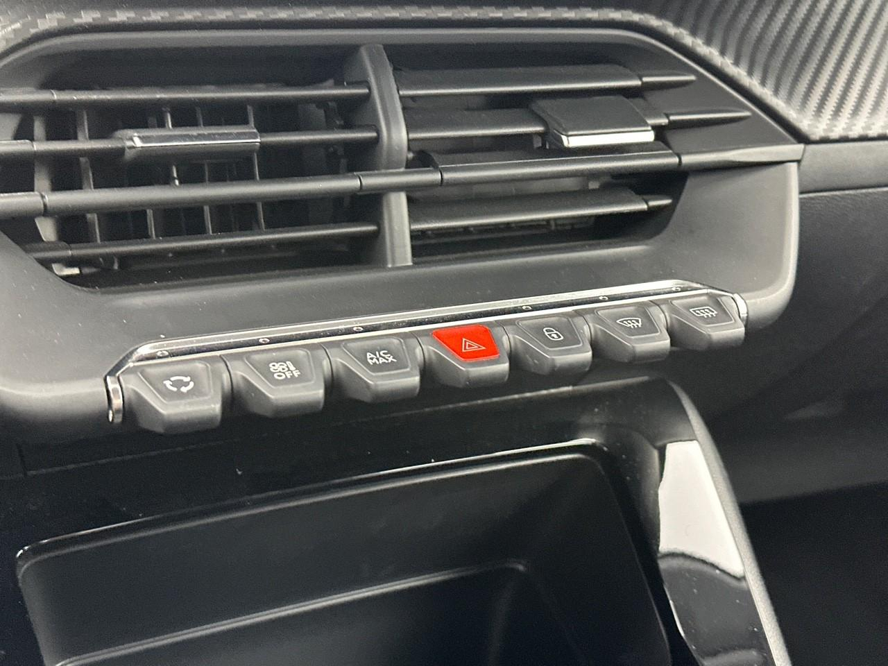 Peugeot 208 puretech 75 s&s bvm5 like — photo 23