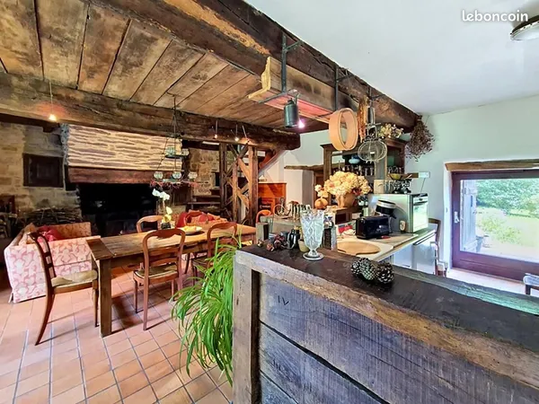 Maison 8 pièces 200 m²