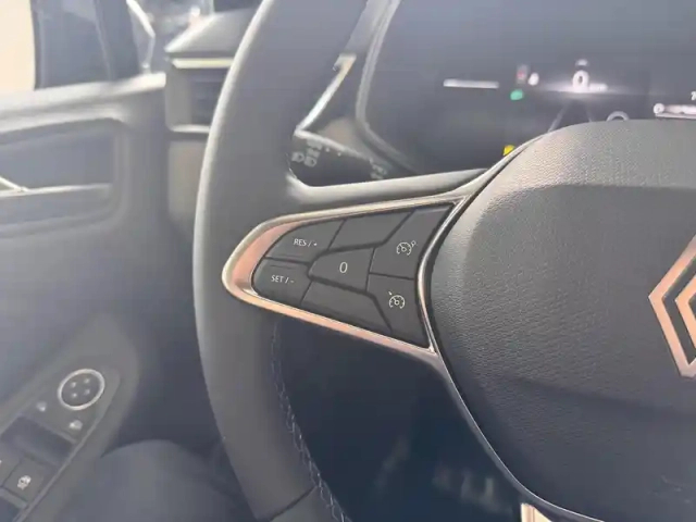 Renault Clio tce 90 — photo 17
