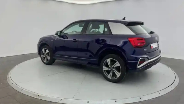 Audi Q2 35 tdi 150 s tronic 7 s line — photo 21
