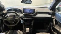 Peugeot 2008 1.2 PureTech 130ch S&S Allure EAT8 — photo 11