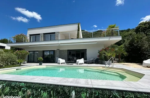 Maison 5 pièces 130 m²