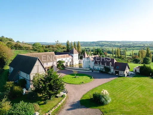 Propriété 13 pièces 580 m²