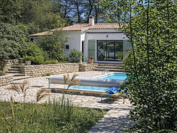 Maison de plain-pied 7 pièces 120 m²