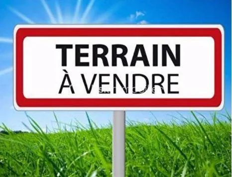 Terrain 841 m²