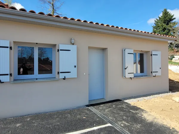 Maison neuve plain pied deux chambres à Isle Les Hauts du Cl