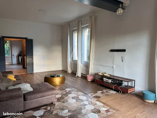 Propriété 8 pièces 237 m²