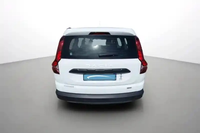 Dacia Jogger eco-g 100 5 places — photo 5