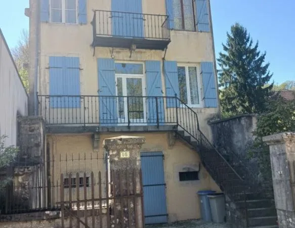 Maison Macornay 6 pièce(s) 141.30 m2