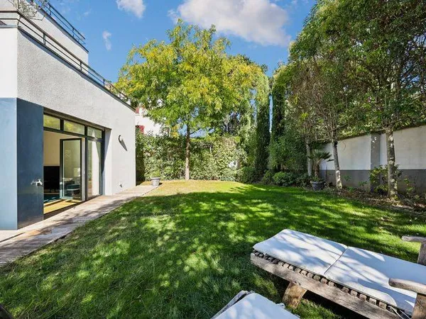 Maison 5 pièces 151 m²