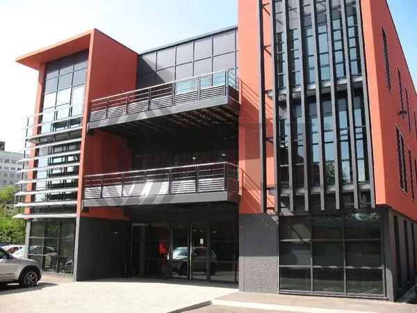 Bureau 2865 m²