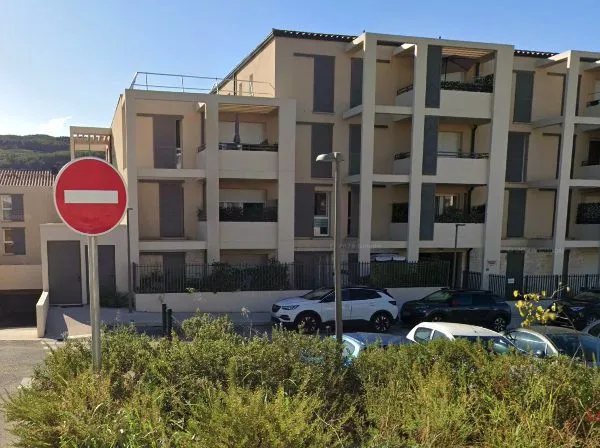 Stationnement Location Le Castellet 125€