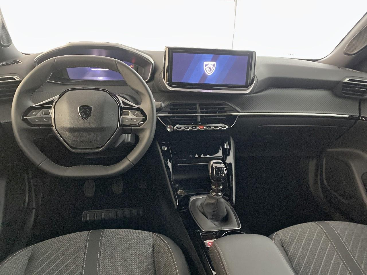 Peugeot 2008 turbo 100 ch bvm6 allure — photo 8
