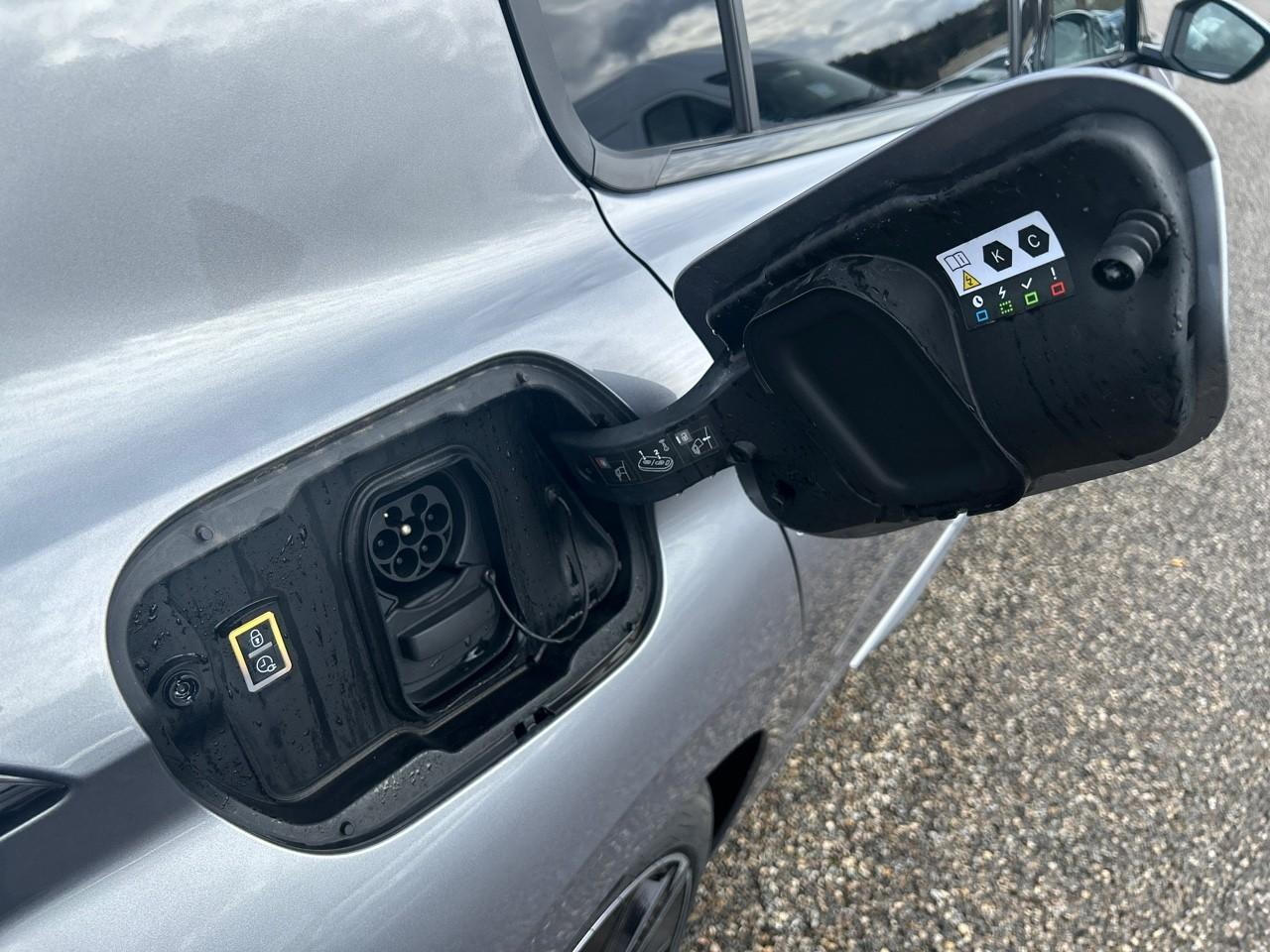 Peugeot 308 e-308 156ch batterie 54 kwh gt — photo 19