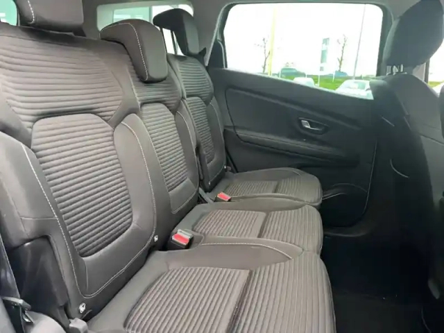 Renault Scenic grand  tce 140 fap edc - 21 — photo 6