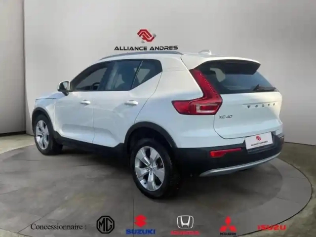 Volvo Xc40 t2 129ch momentum — photo 7