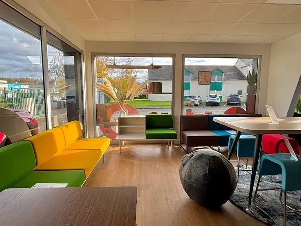 BUREAU INDIVIDUEL 20 m² À LOUER - 450 HT TOUT COMPRIS - CHAMBRAY-LÈS-TOURS
