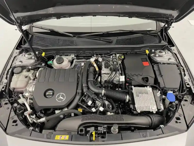 Mercedes Classe A 250 e hybrid eq 8g-dct — photo 20