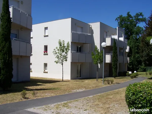 T2 meublé Avenue de la Paillère PESSAC (domaine universitaire)