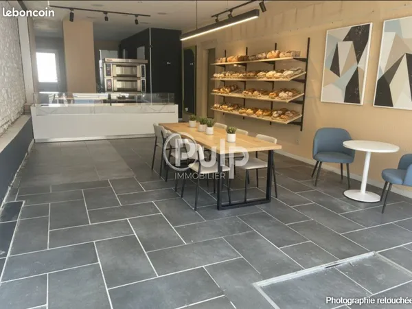 Local commercial 170 m²