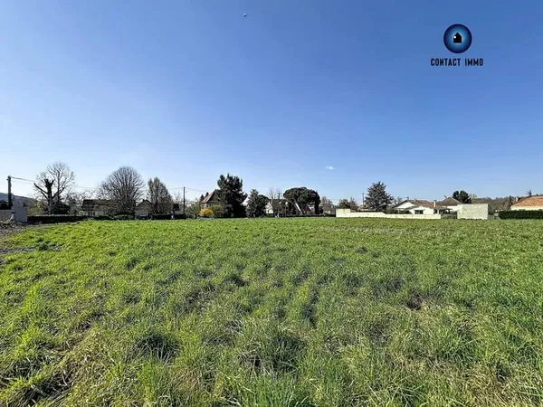 Terrain 1468 m²