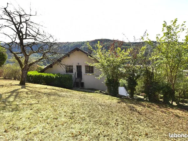 Maison 8 pièces 178 m²