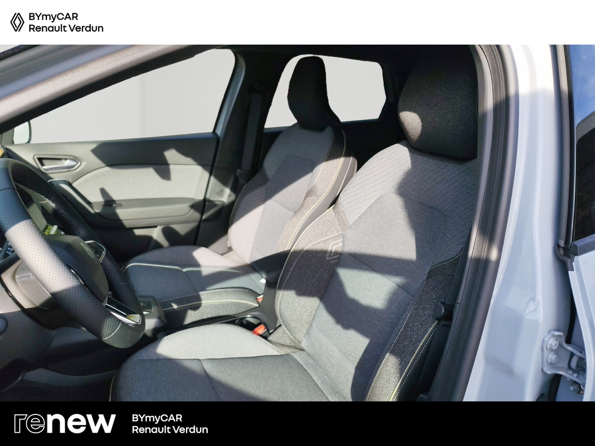 Renault Captur E-Tech full hybrid 160 ch — photo 11