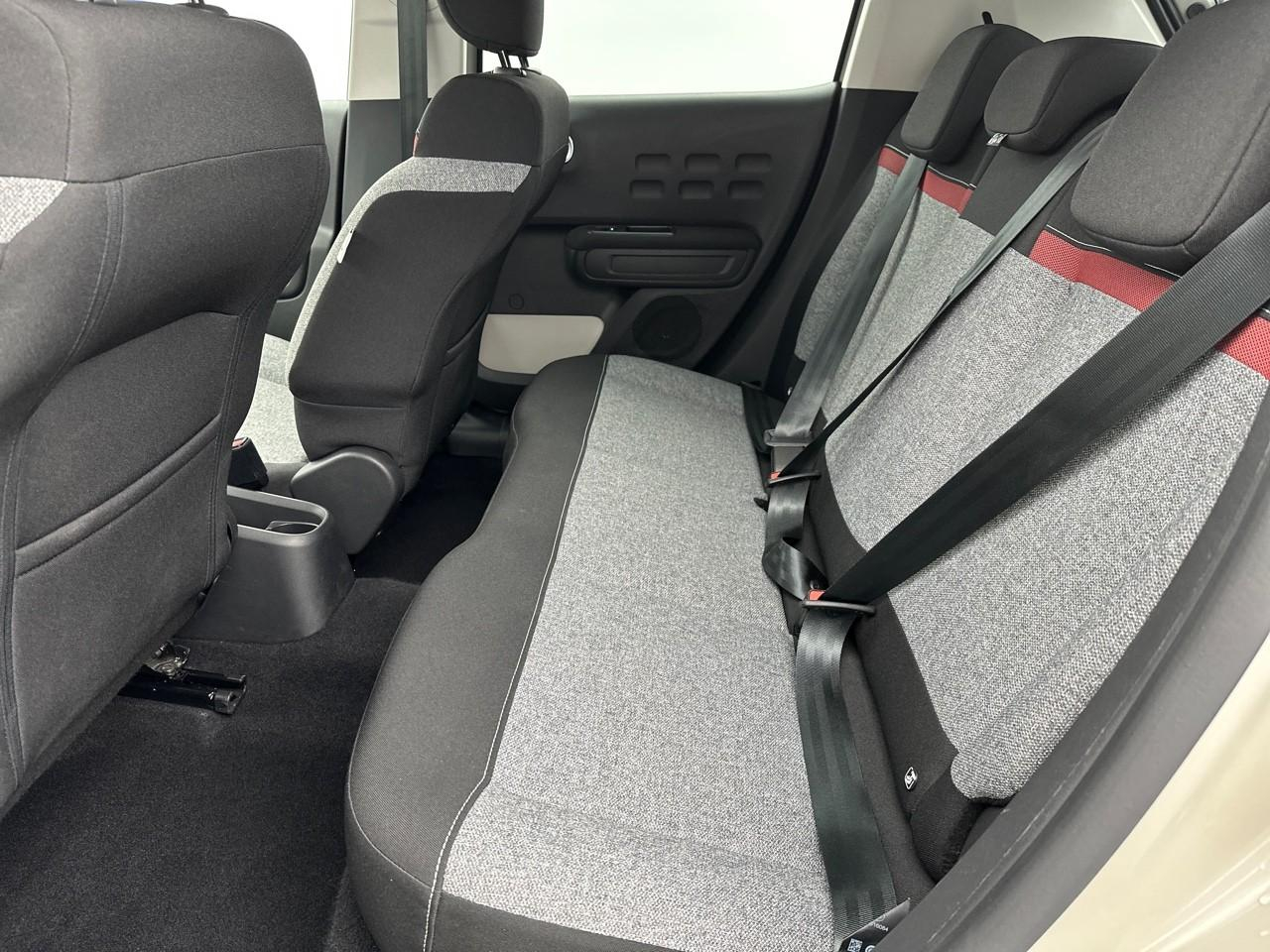 Citroën C3 puretech 110 s&s bvm6 c-series — photo 12