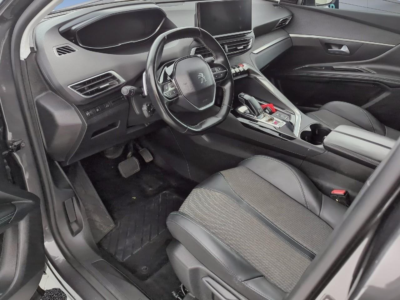 Peugeot 3008 puretech 130ch s&s eat8 allure pack — photo 14