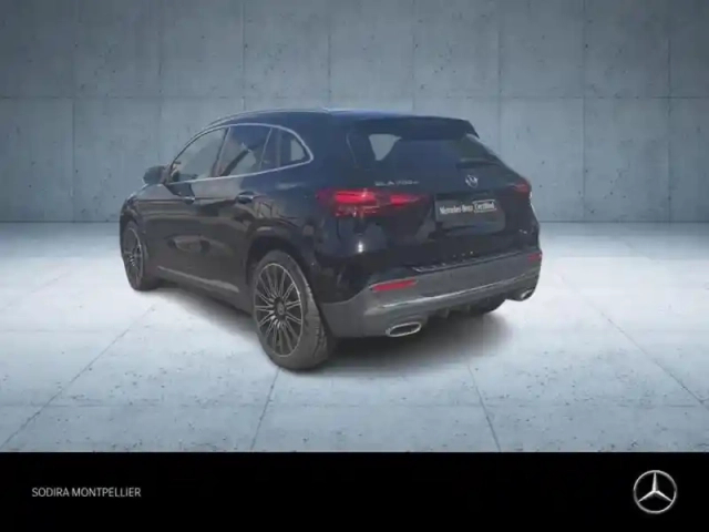 Mercedes Gla 200 d 150ch amg line 8g-dct — photo 3