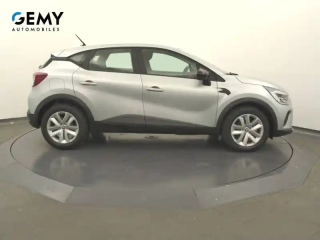 Renault Captur e-tech 145 - 21 — photo 9