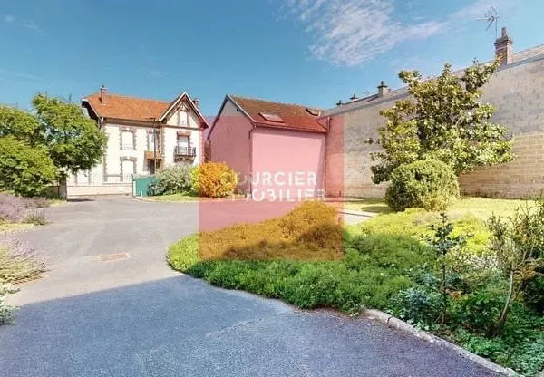 Maison 6 pièces 130 m²