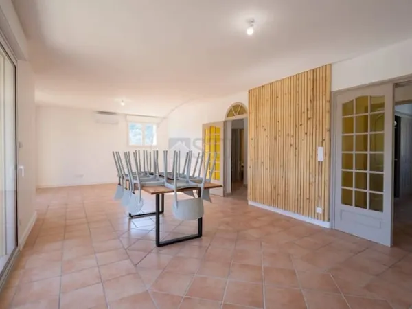 Appartement 5 pièces 117 m²