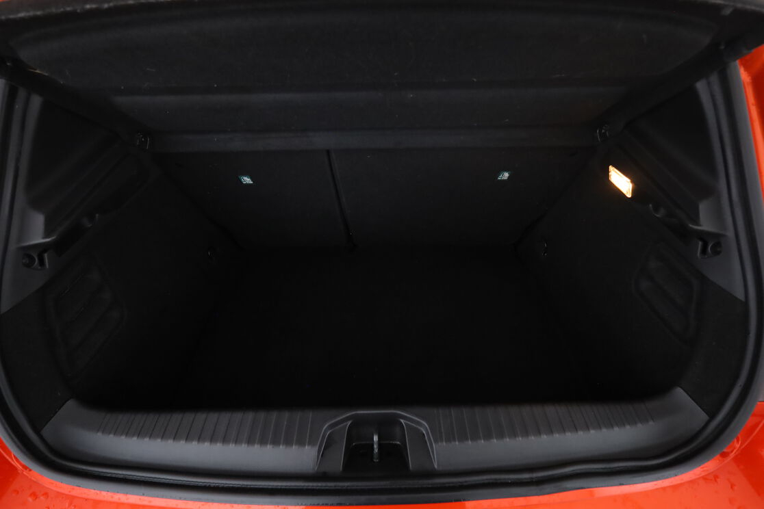 Renault Clio 1.6 E-Tech Hybride Techno — photo 16