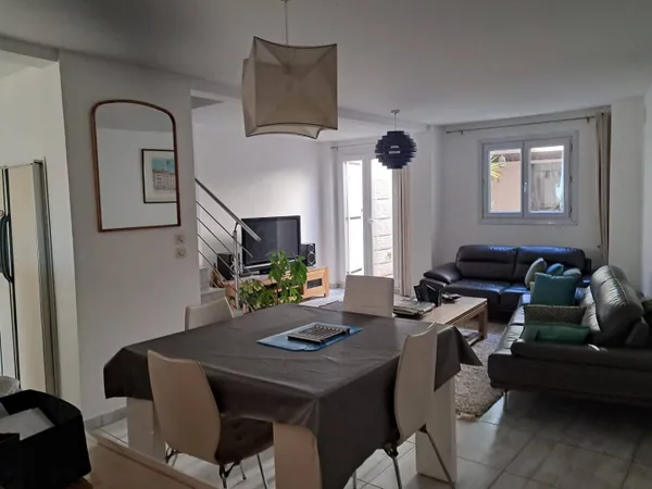 Maison 5 pièces 100 m²