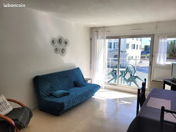 Studio / T1 meublé 28 m² avec Balcon & Parking