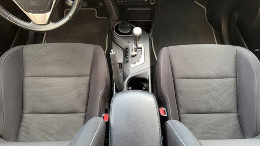 Toyota RAV4 2.5 VVTi 197 Hybrid 2WD E-CVT - Dynamic – 2018 – 86598 km – Hybride essence – Boîte Automatique — photo 6