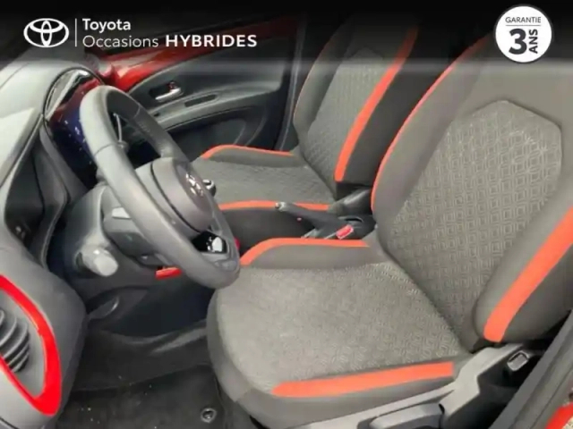Toyota Aygo X 1.0 vvt-i 72ch design my23 — photo 11