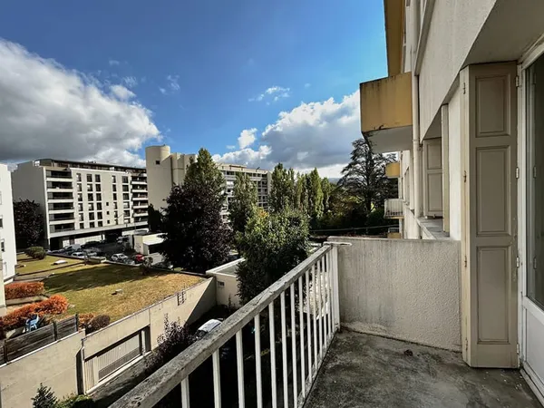 Appartement 2 pièces de 39 m² avec balcon et vue dégagée