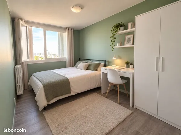 T 5 louer à Colocation - fille, entièrement rénové et meublé , LYON 8ème