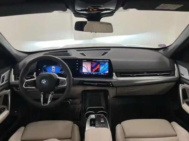 Bmw X1 xdrive30e 326ch m sport — photo 12