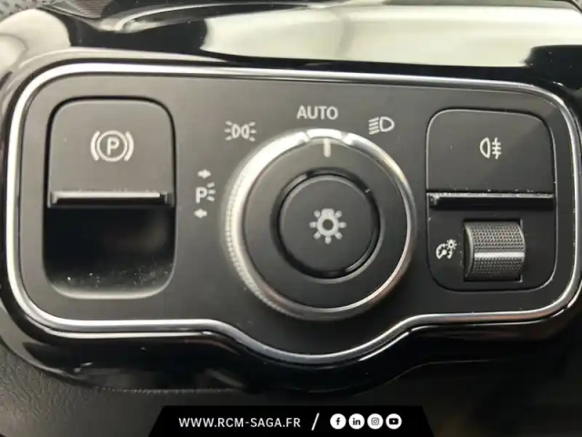 Mercedes Classe A 180 d progressive line — photo 14