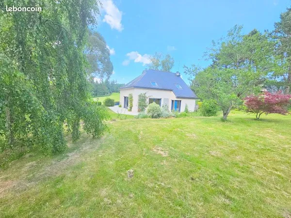Propriété 8 pièces 148 m²