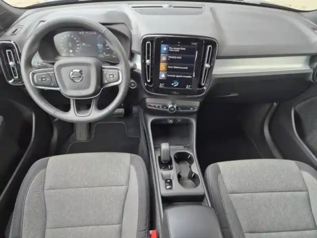 Volvo Xc40 t4 recharge 129 + 82ch inscription business dct 7 — photo 11