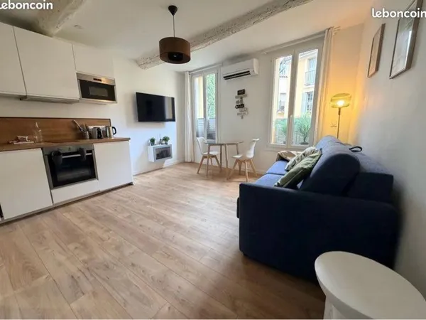 Appartement Location Le Puy-en-Velay 1p 21m² 335€