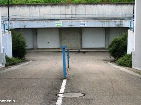 Stationnement Location Wintzenheim   90€