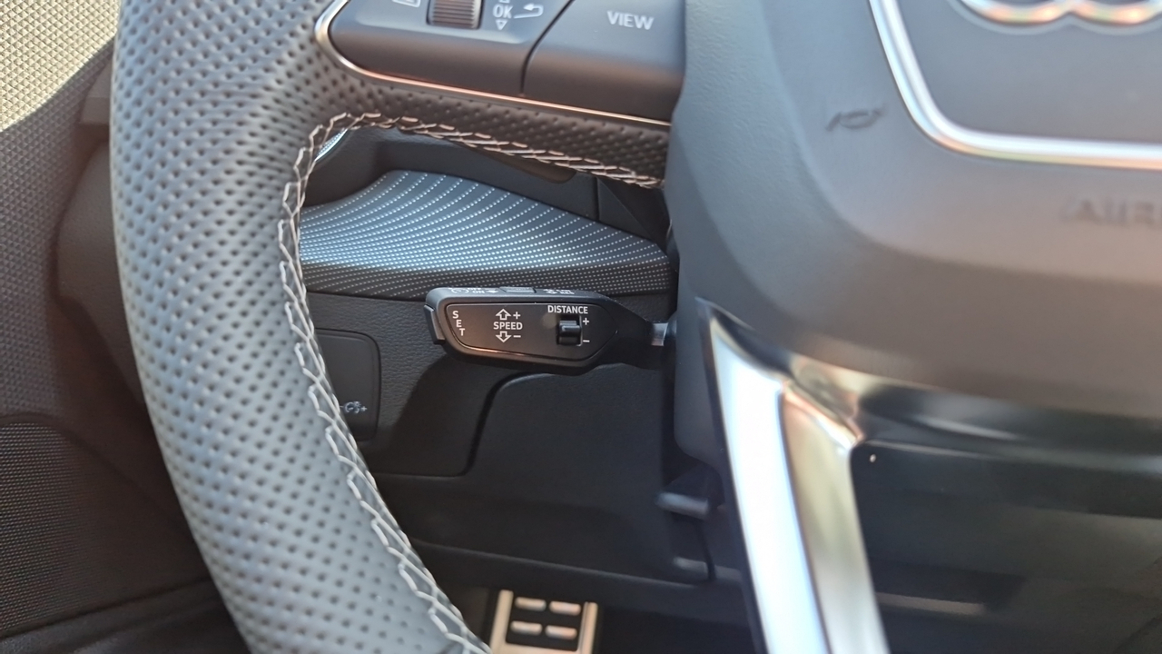 Audi Q2 35 TFSI 150 S tronic 7 — photo 27