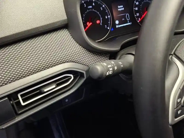 Dacia Sandero tce 90 gsr2 — photo 13