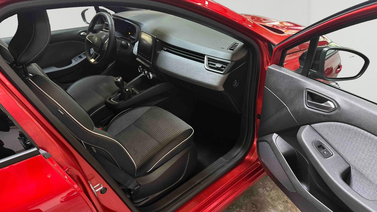 Renault Clio TCe 90 ch GSR2 — photo 31