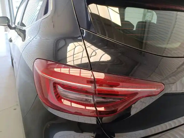 Renault Clio e-tech 140 - 21n — photo 73